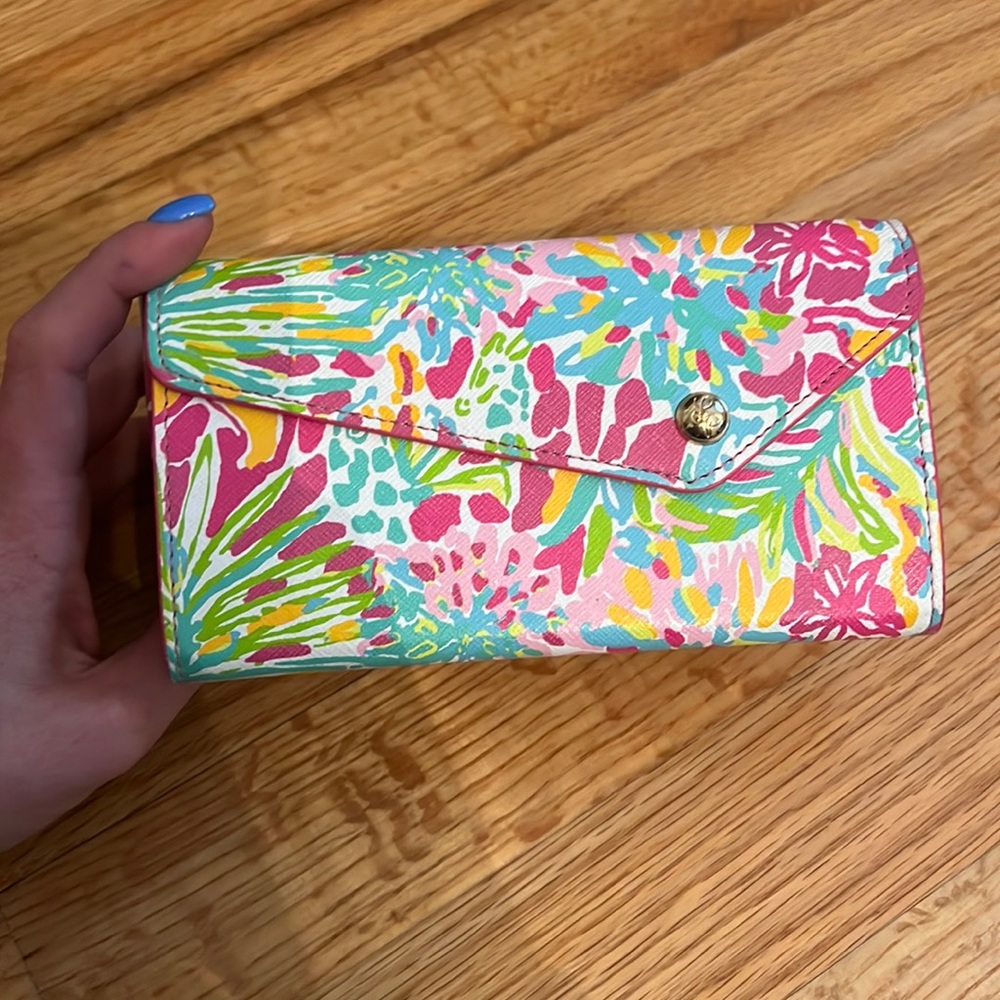 lilly pulitzer sunglasses case